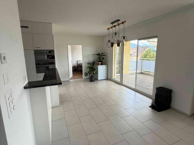3.5 Zimmer, 85 m², 2. Stock