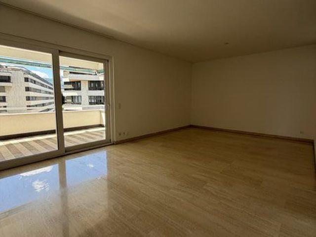 3.5 Zimmer, 85 m², 4. Stock