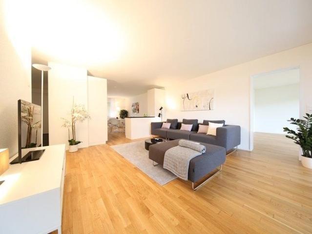 3.5 Zimmer, 85 m², EG