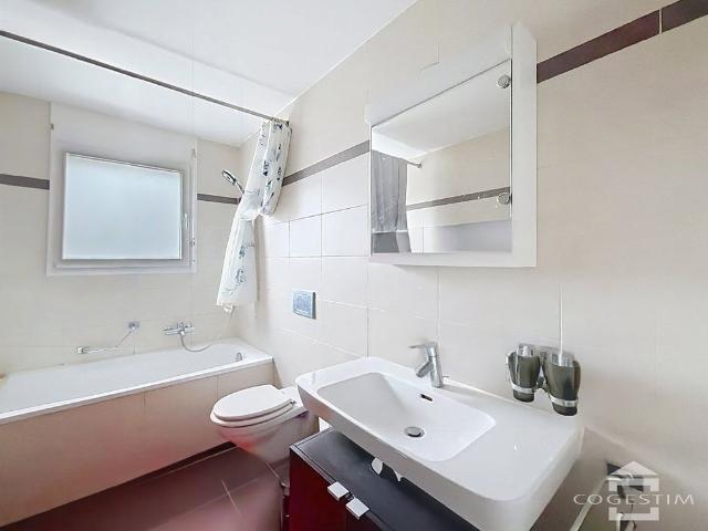 3.5 Zimmer, 86 m², EG