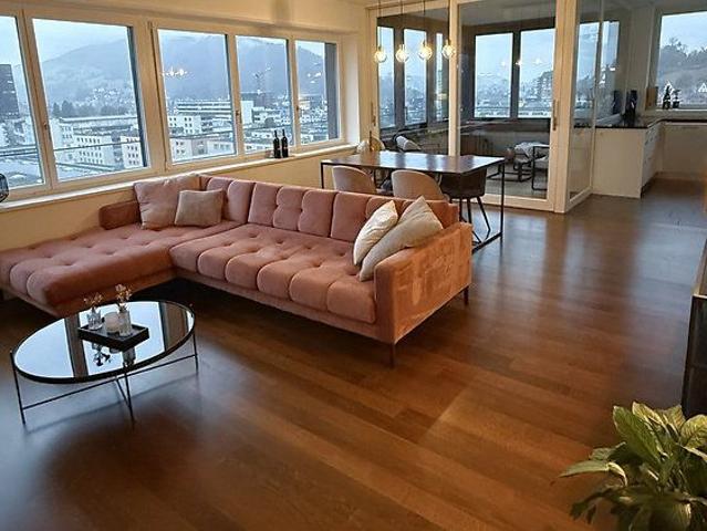 3.5 Zimmer, 87 m², 6. Stock