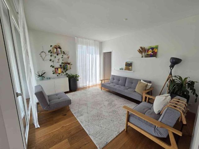 3.5 Zimmer, 87 m², EG