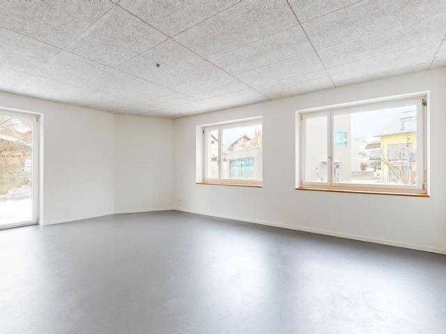 3.5 Zimmer, 88 m², EG
