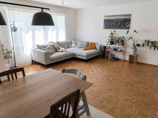 3.5 Zimmer, 89 m², EG