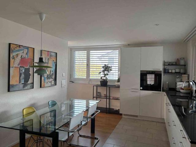 3.5 Zimmer, 89 m², EG