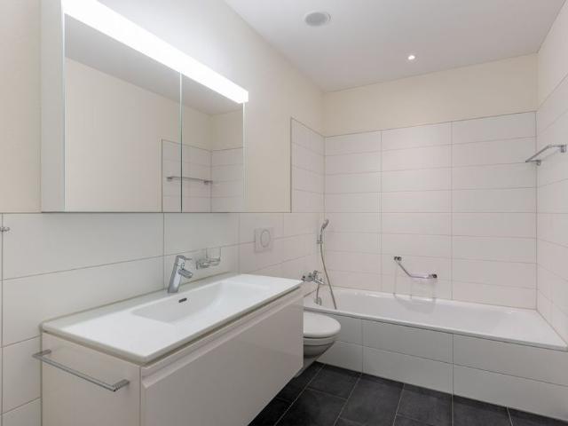 3.5 Zimmer, 80 m², 1. Stock