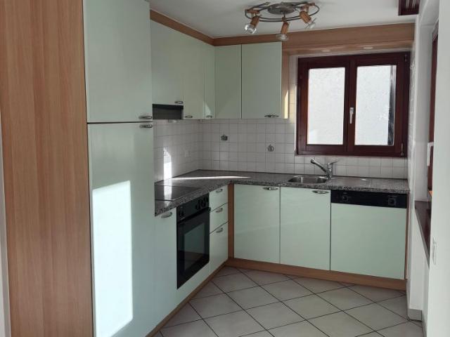 3.5 Zimmer, 80 m², 1. Stock