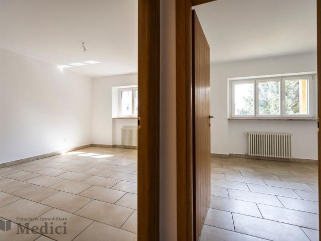 3.5 Zimmer, 80 m², 1. Stock