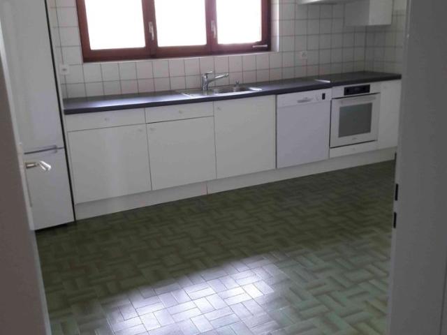 3.5 Zimmer, 80 m², EG