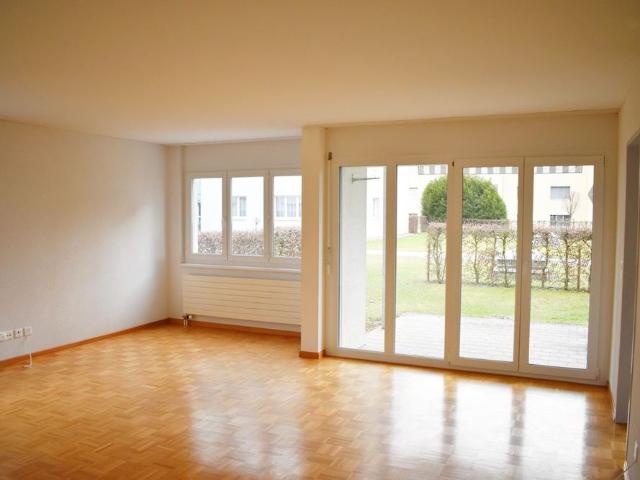 3.5 Zimmer, 80 m², EG