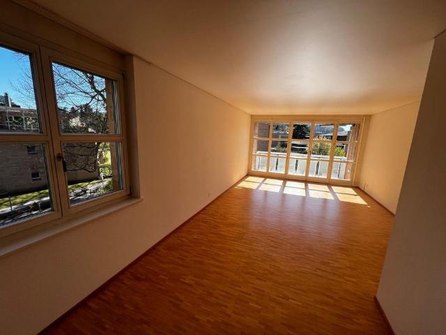 3.5 Zimmer, 81 m², 2. Stock