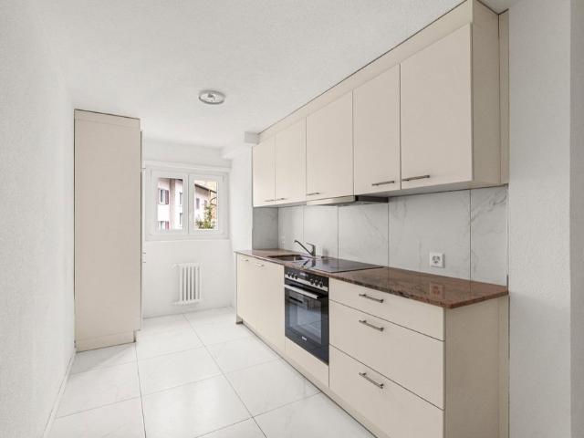3.5 Zimmer, 81 m², EG