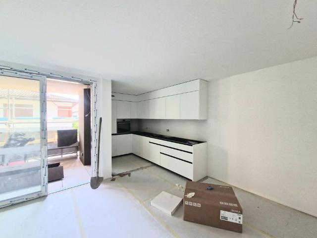 3.5 Zimmer, 82 m², 1. Stock