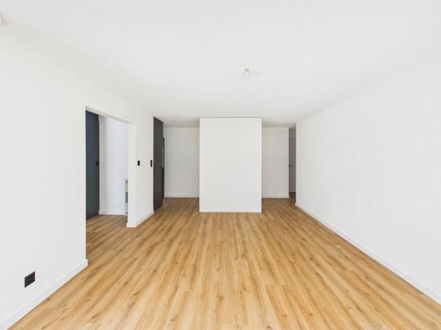 3.5 Zimmer, 82 m², EG