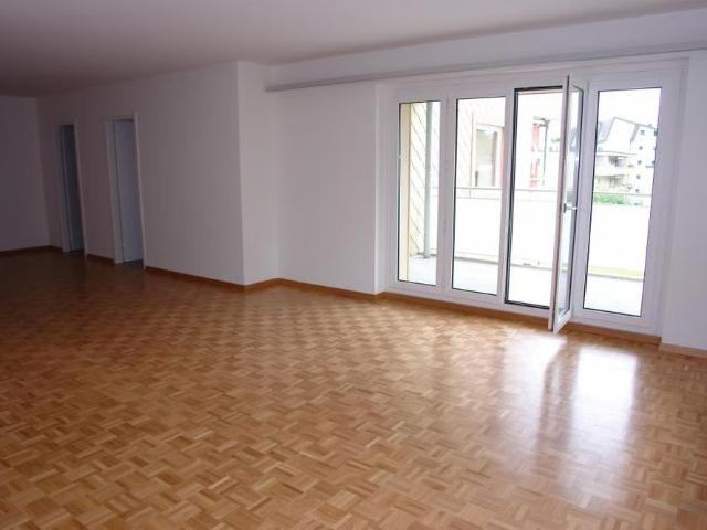 3.5 Zimmer, 82 m², EG
