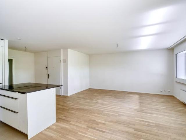 3.5 Zimmer, 83 m², 1. Stock