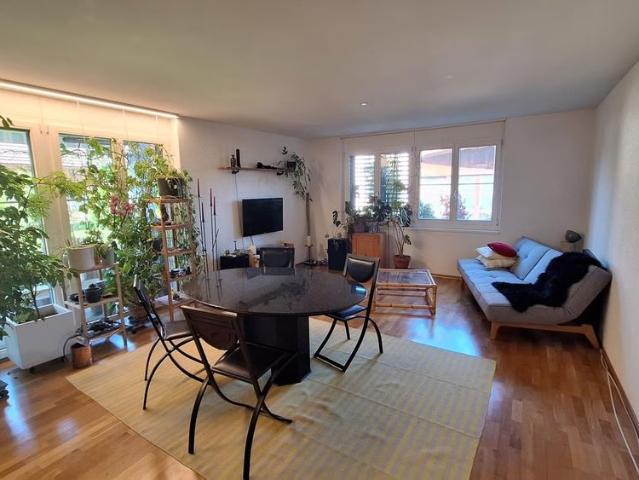 3.5 Zimmer, 83 m², EG
