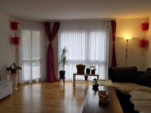 3.5 Zimmer, 83 m², EG