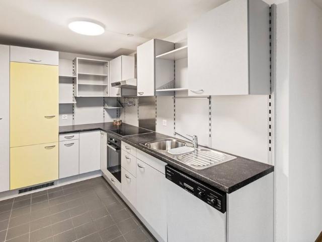 3.5 Zimmer, 94 m², 1. Stock