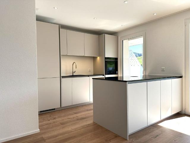 3.5 Zimmer, 94 m², 2. Stock