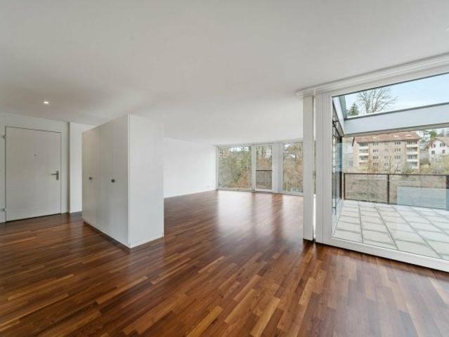 3.5 Zimmer, 94 m², EG