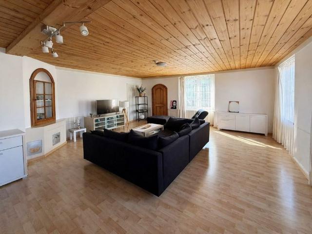 3.5 Zimmer, 95 m², 1. Stock