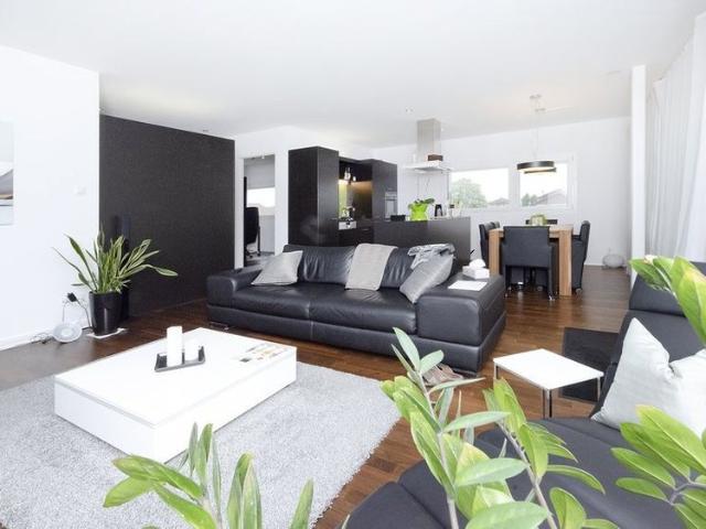 3.5 Zimmer, 95 m², 1. Stock