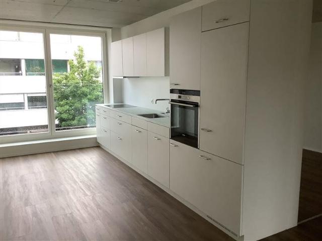 3.5 Zimmer, 95 m², 2. Stock
