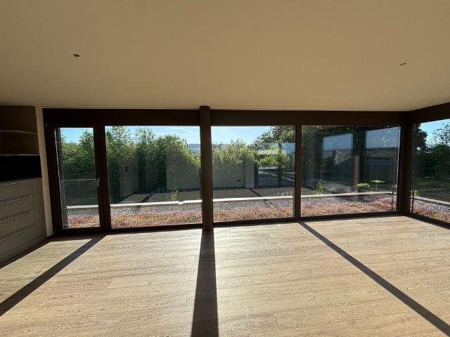 3.5 Zimmer, 95 m², 2. Stock