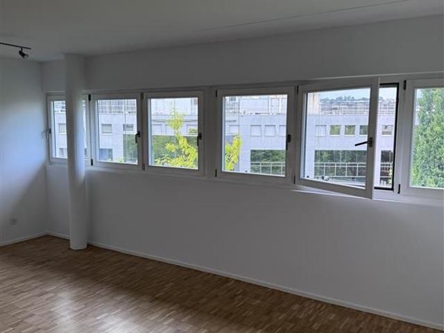 3.5 Zimmer, 95 m², 5. Stock