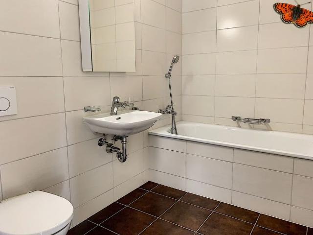 3.5 Zimmer, 95 m², EG