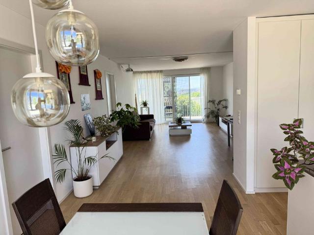 3.5 Zimmer, 96 m², 1. Stock