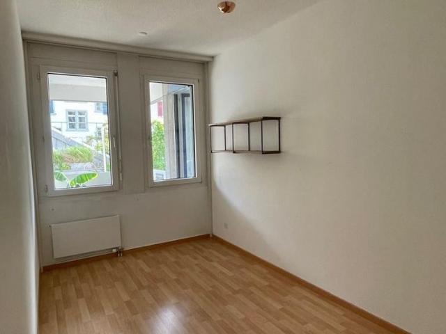 3.5 Zimmer, 96 m², 2. Stock