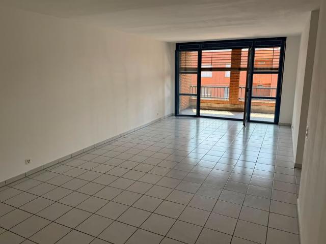 3.5 Zimmer, 96 m², 5. Stock
