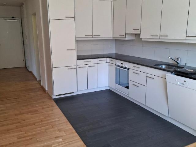 3.5 Zimmer, 97 m², EG