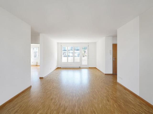 3.5 Zimmer, 97 m², EG