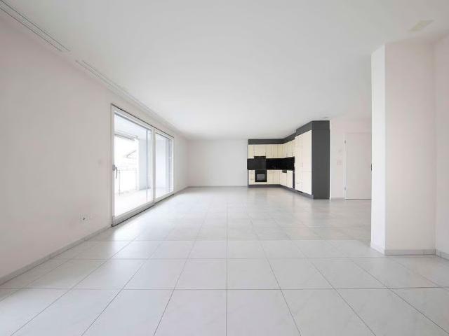 3.5 Zimmer, 97 m², EG