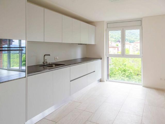3.5 Zimmer, 98 m², 3. Stock