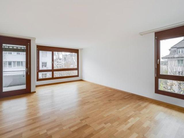 3.5 Zimmer, 98 m², 1. Stock
