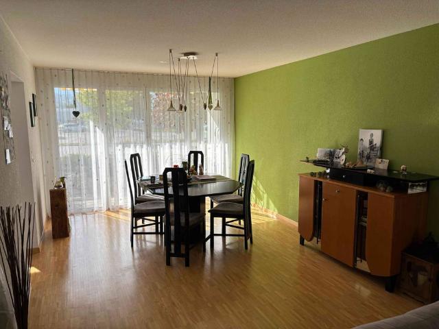3.5 Zimmer, 98 m², EG