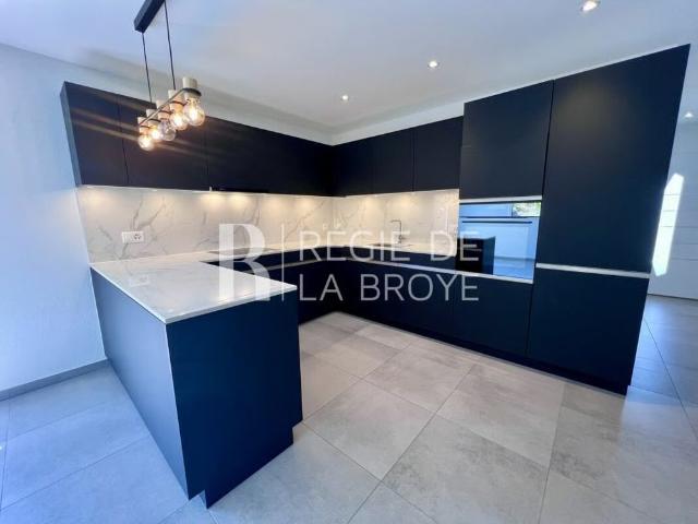 3.5 Zimmer, 99 m², EG