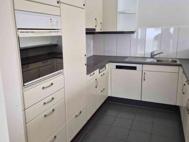 3.5 Zimmer, 90 m², 3. Stock