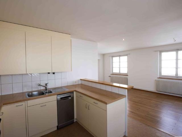 3.5 Zimmer, 90 m², 1. Stock