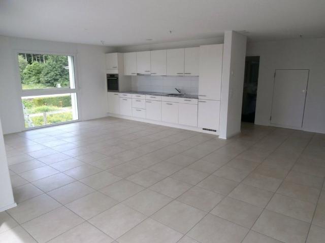3.5 Zimmer, 90 m², 1. Stock