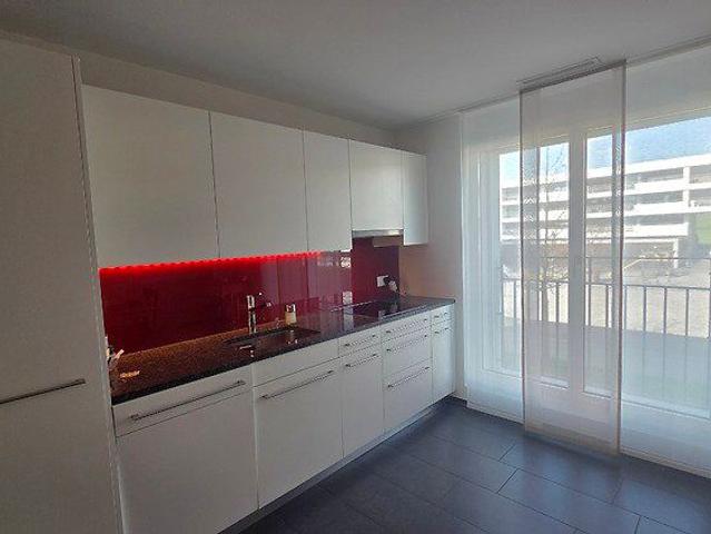 3.5 Zimmer, 90 m², 1. Stock