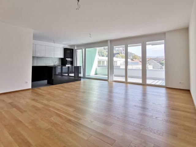 3.5 Zimmer, 90 m², 1. Stock