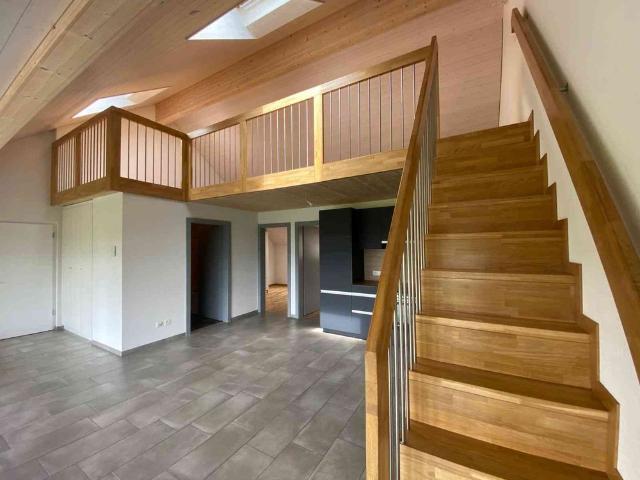 3.5 Zimmer, 90 m², 2. Stock
