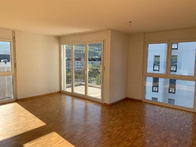 3.5 Zimmer, 90 m², 5. Stock