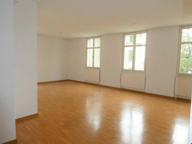 3.5 Zimmer, 90 m², EG