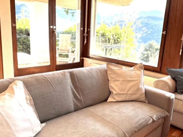 3.5 Zimmer, 90 m², EG